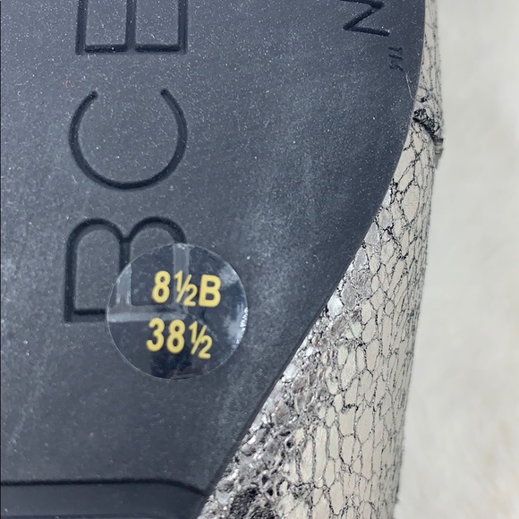 BCBGeneration Dinia Pewter Crackle Metallic Flats - Picture 9 of 9